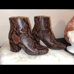 Brown snake skin booties size 7/12